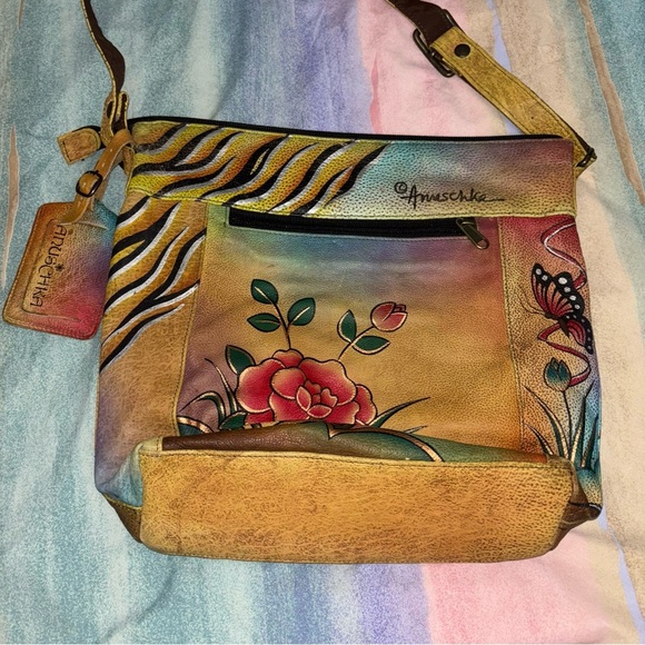 Anuschka Hand Painted Leather Rose Butterfly Zip Around Hobo crossbody Bag - Picture 2 of 5
